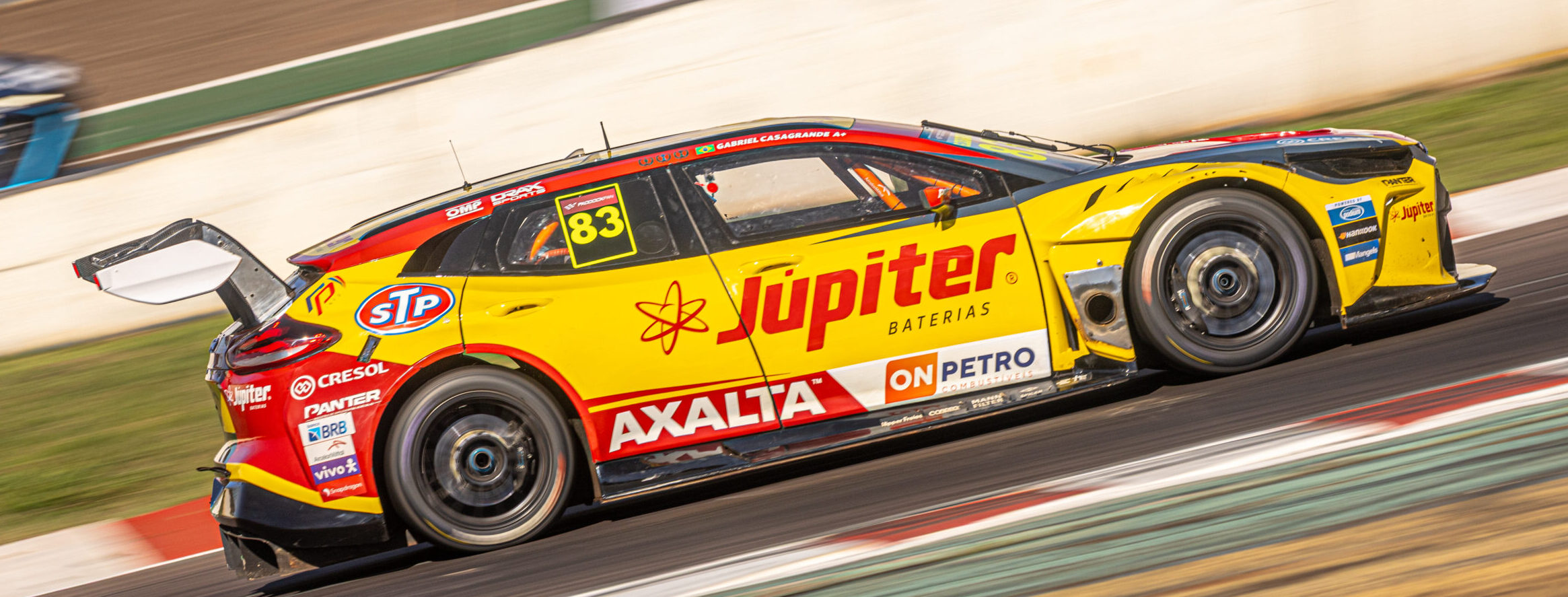 Carro da Stock Car SNG equipado com sistema de telemetria e aquisição de dados